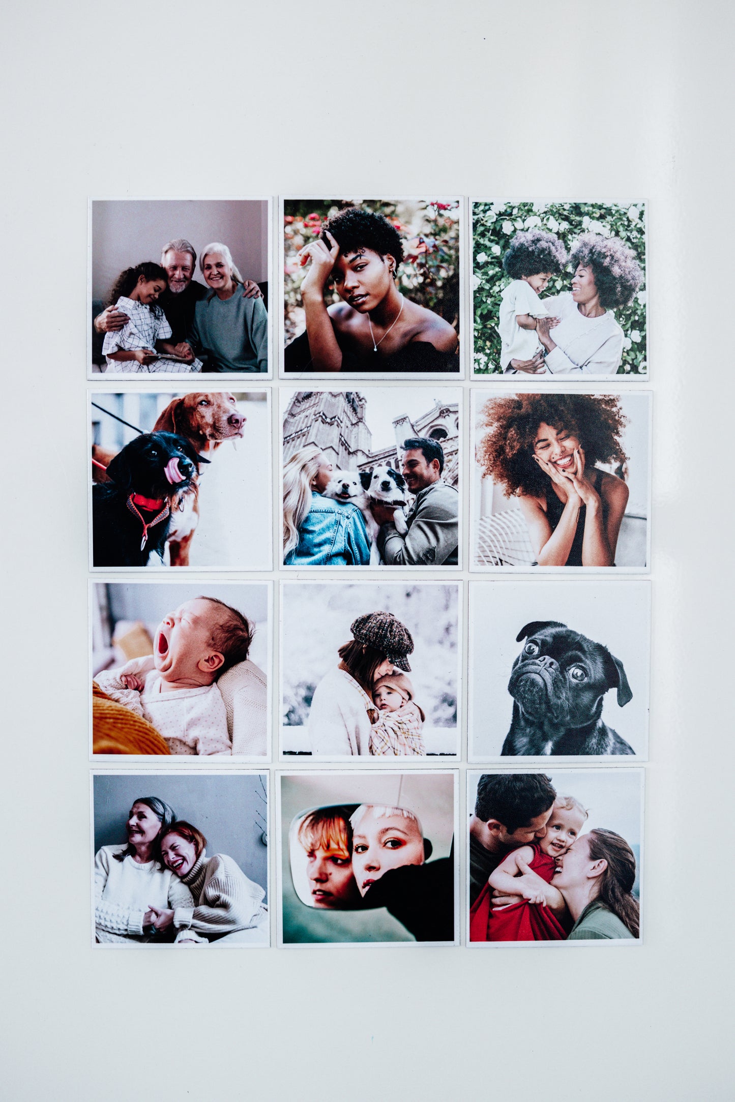 Photo de 12 magnets photo souples carrés de 6cm