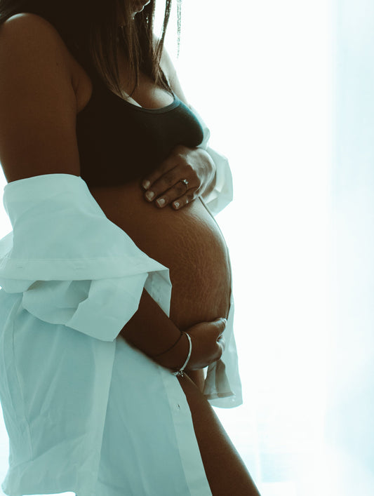 Organiser sa séance photo de grossesse maison : le guide pas à pas