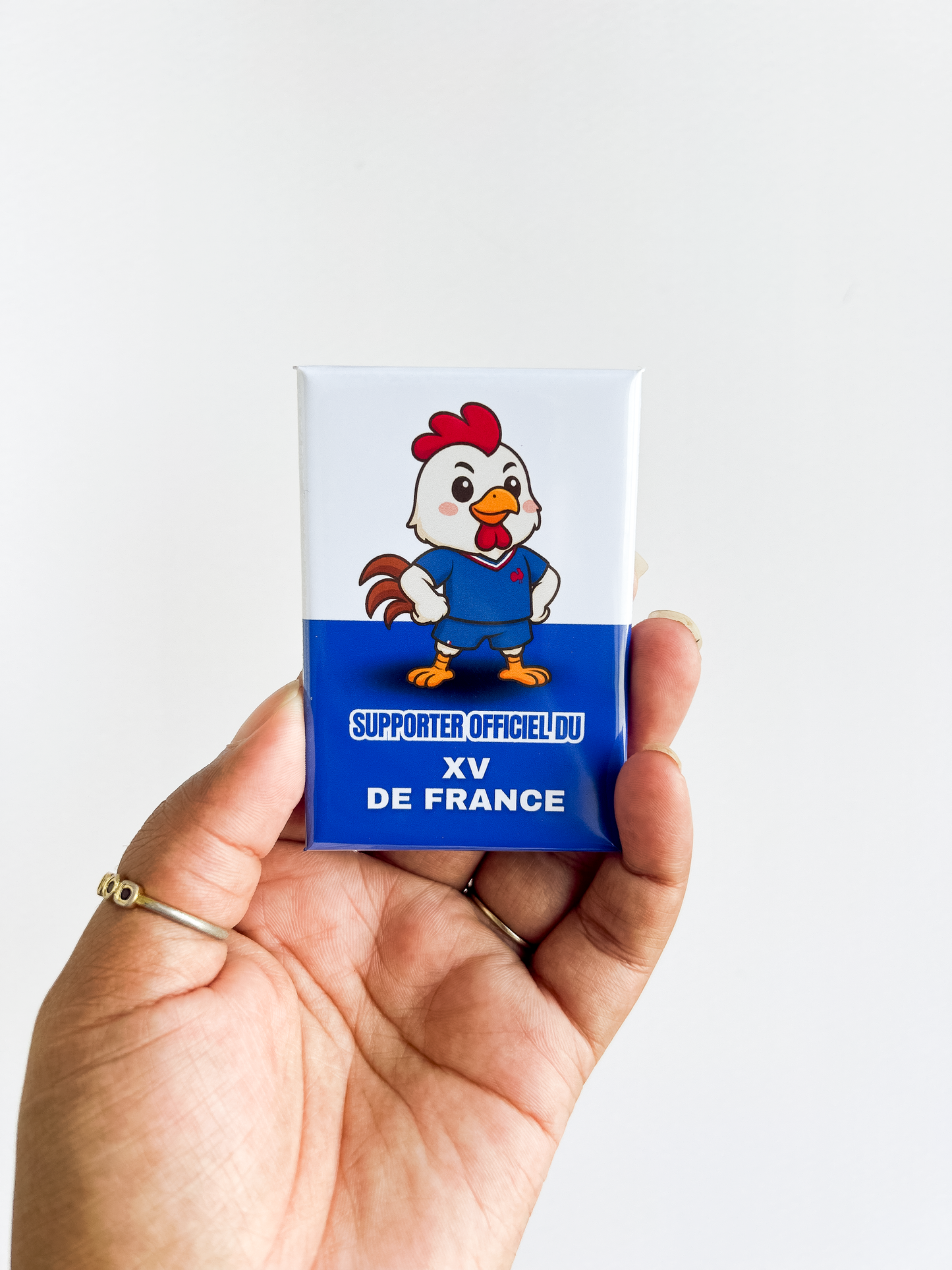 photo du magnet rectangle illustré rugby équipe de france: coq + texte de face